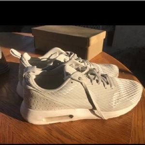 Mens Nike shoe size 12